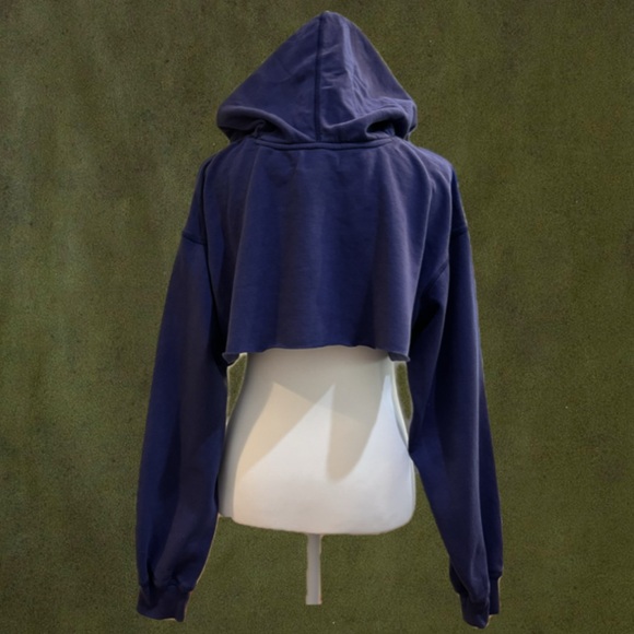 ❤️SOLD❤️NWOT UO Psychic Cropped Hoodie Sweatshirt - M - Picture 2 of 5